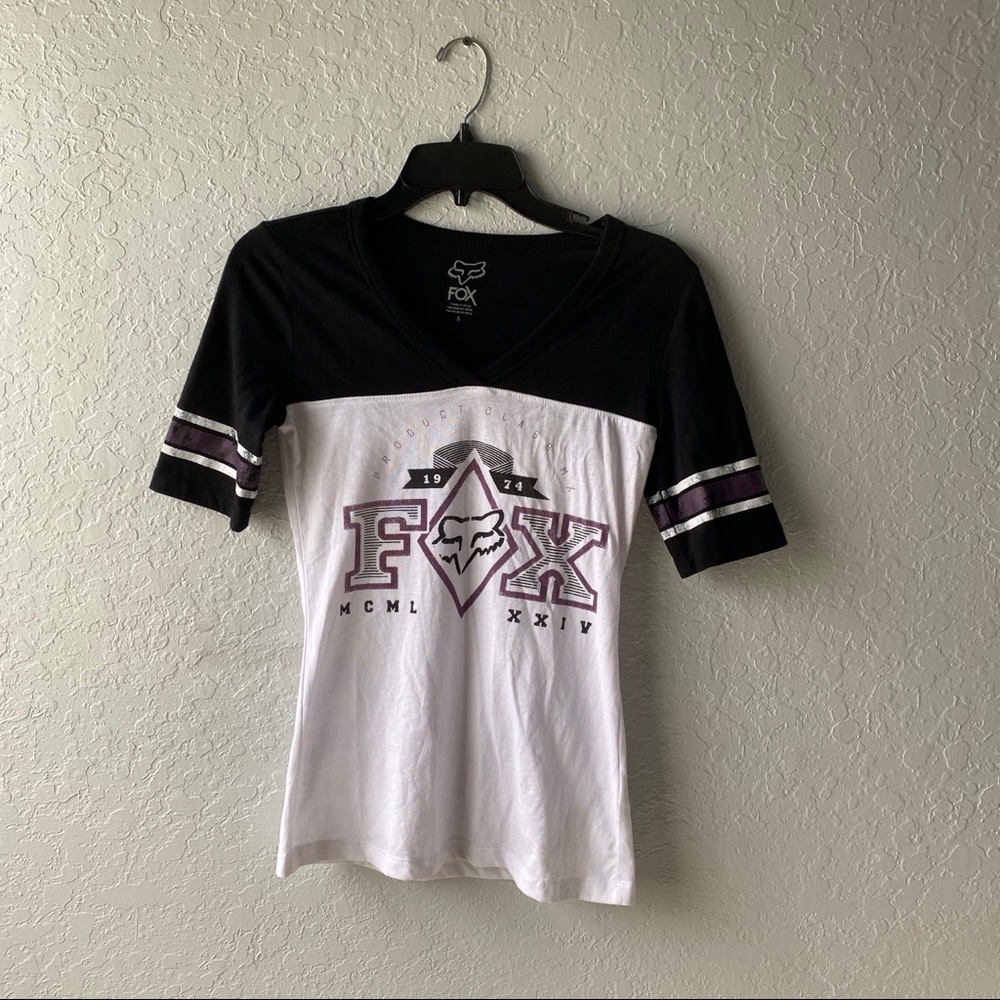 Fox Women’s Black and White Logo V‑Neck Tee